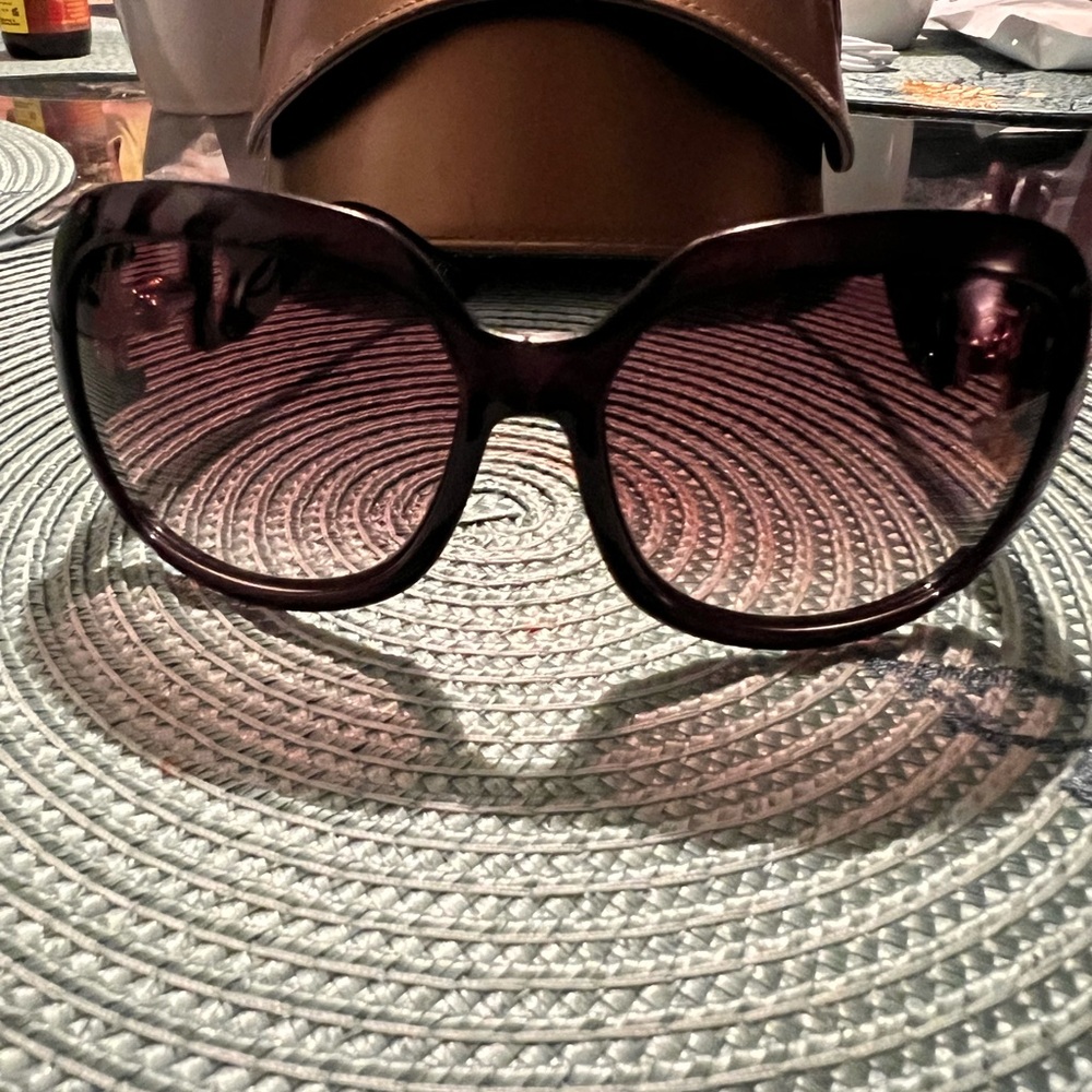 Gucci Black Sunglasses Oversized Gradient Lenses